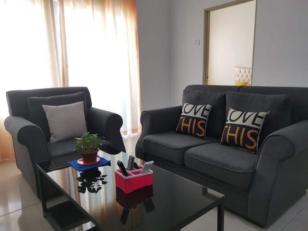 Apartment  Kuah Exterior foto